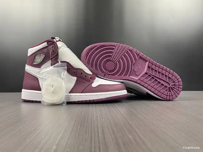Bordeaux Jordan High 1 OG Air 555088-611 0616